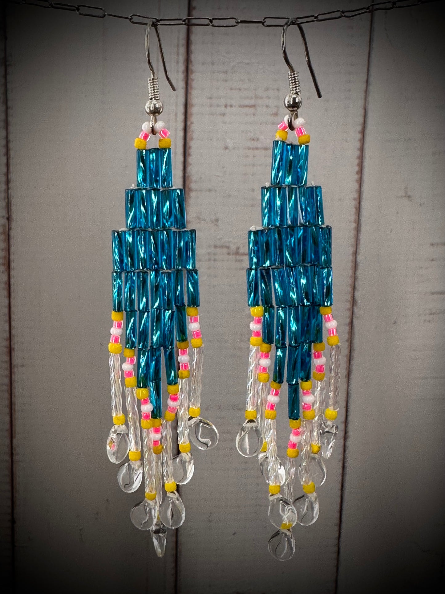 Teardrop Dreams: Vibrant Native American Beaded Earrings