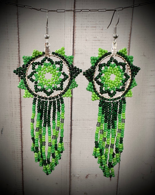 Native American Beaded Earrings – Stunning Green Elegance